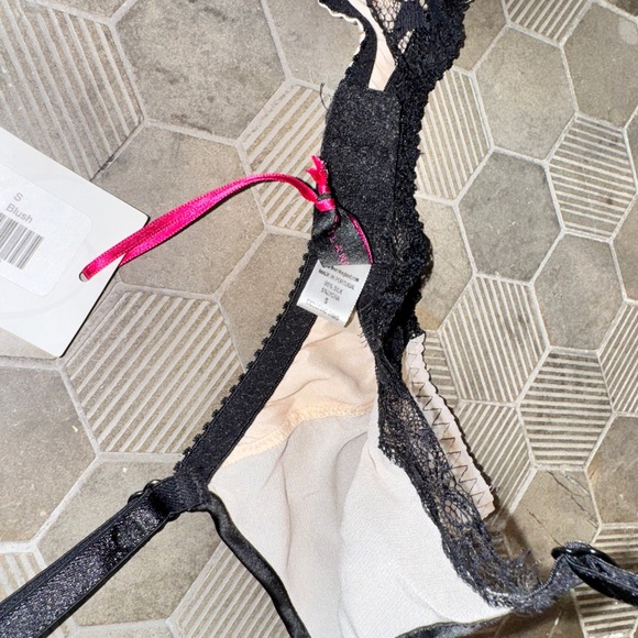 NWT Fleur of England Silk & Lace Black & Cream Lace Garter Belt Ladies Small - Picture 6 of 8